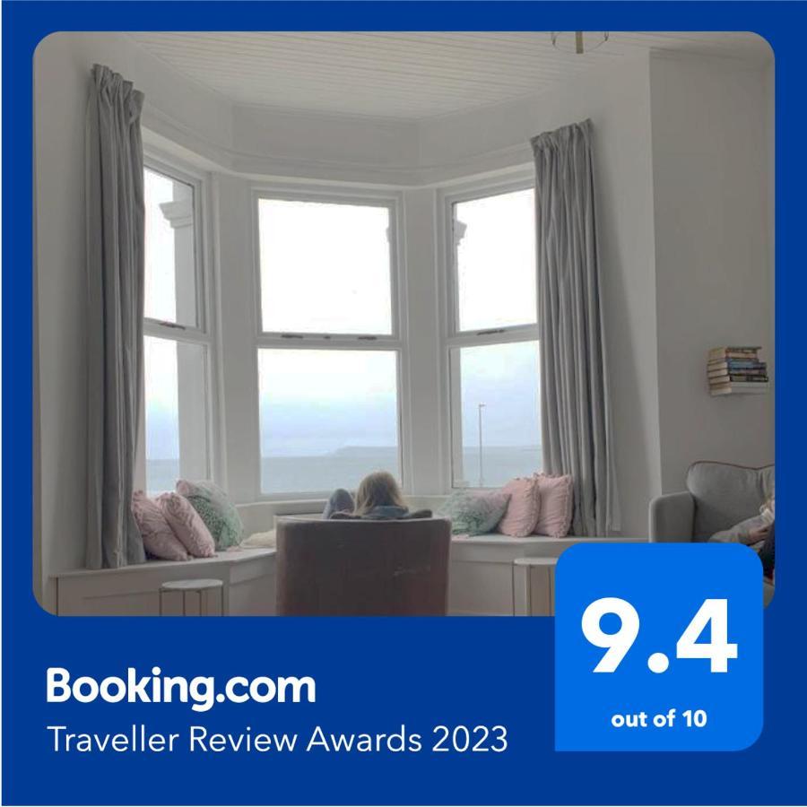 Stunning 3 Bed Seafront Mansion Building Sleeps 6 Adults Or 8 With Kids Daire Portrush Dış mekan fotoğraf